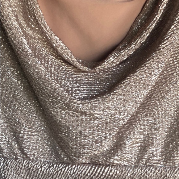 Formal dress - Picture 5 of 6